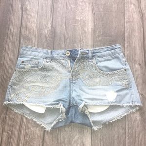 Zara Trafaluc ,light wash jean shorts. Size 2.